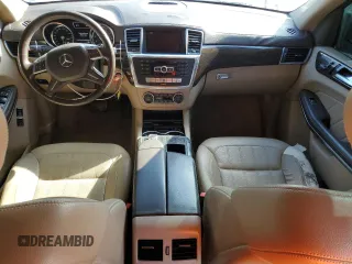 2013 Mercedes-Benz GL 450 z VIN 4JGDF7CE7DA181111, wystawiony jako Copart lot #44963555 z przebiegiem 114 517 mil mil oraz Czysty tytuł • Clean title. Historia ofert i sprzedaży dostępna na DreamBid. Obrazek 8.