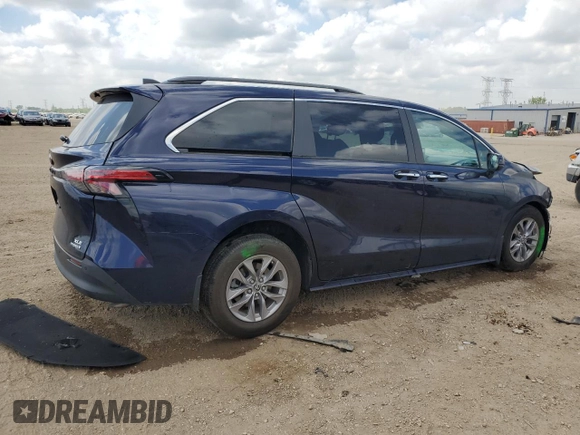 2022 Toyota Sienna XLE z VIN 5TDJRKEC3NS128049, wystawiony jako Copart lot #57020625 z przebiegiem Nie podano mil oraz Szkoda całkowita • Salvage title. Historia ofert i sprzedaży dostępna na DreamBid. Obrazek 3.