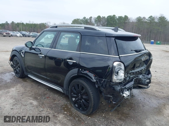 2017 MINI Countryman Cooper S with VIN WMZYT3C34H3D98585, listed as a IAAI auction lot 41752740 with 58,381 mi miles. Bid and sale history available at carsss.com. Image 3.
