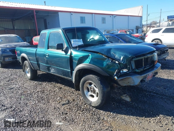 1998 Ford Ranger XL with VIN 1FTZR15U6WTA72360, listed as a IAAI auction lot 41233133 with 199,442 mi miles. Bid and sale history available at carsss.com. Image 1.
