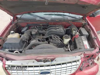 2005 Ford Explorer XLT с VIN 1FMZU63K45UA19268, выставлен на аукционе IAAI как лот 41877380 с пробегом 193 418 миль миль и . История ставок и продаж доступна на DreamBid. Изображение 10.