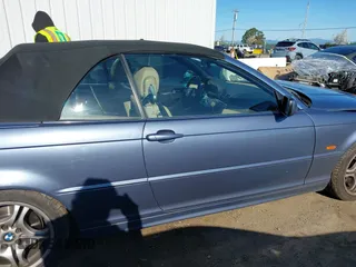 2001 BMW 3 Series 330Ci with VIN WBABS53421JU80078, listed as a IAAI auction lot 41910622 with 101,869 mi miles. Bid and sale history available at carsss.com. Image 14.