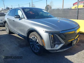 2024 Cadillac LYRIQ Sport z VIN 1GYKPTRK0RZ101021, wystawiony jako IAAI lot #41417072 z przebiegiem 199 mil mil oraz . Historia ofert i sprzedaży dostępna na DreamBid. Obrazek 1.
