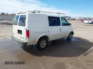 2004 Chevrolet Astro Cargo Van with VIN 1GCDM19X64B116924, listed as a IAAI auction lot 41638276 with 352,069 mi miles. Bid and sale history available at carsss.com. Image 4.
