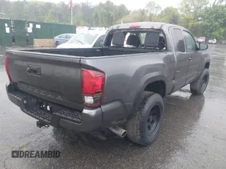 2021 Toyota Tacoma SR с VIN 3TYRX5GN8MT011370, выставлен на аукционе IAAI как лот 42235379 с пробегом 73 448 миль миль и . История ставок и продаж доступна на DreamBid. Изображение 4.