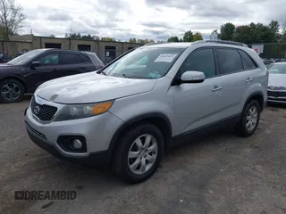 2011 Kia Sorento LX with VIN 5XYKT3A14BG050650, listed as a IAAI auction lot 40529423 with 53,301 mi miles. Bid and sale history available at carsss.com. Image 17.