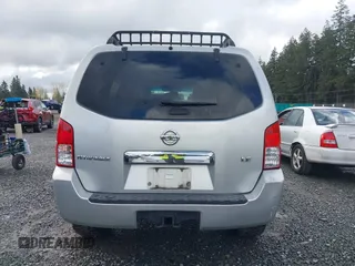 2005 Nissan Pathfinder SE z VIN 5N1AR18W35C790033, wystawiony jako IAAI lot #41949129 z przebiegiem 227 199 mil mil oraz . Historia ofert i sprzedaży dostępna na DreamBid. Obrazek 16.