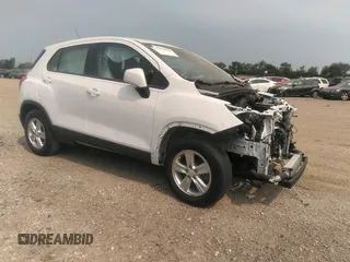 2019 Chevrolet Trax LS with VIN 3GNCJKSB4KL388884, listed as a IAAI auction lot 39924065 with 67,454 mi miles. Bid and sale history available at carsss.com. Image 1.