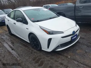 2022 Toyota Prius LE with VIN JTDL9MFU3N3035383, listed as a IAAI auction lot 38575050 with 23,304 mi miles. Bid and sale history available at carsss.com. Image 1.