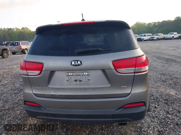 2017 Kia Sorento LX z VIN 5XYPG4A36HG259429, wystawiony jako IAAI lot #41948637 z przebiegiem 150 151 mil mil oraz . Historia ofert i sprzedaży dostępna na DreamBid. Obrazek 16.