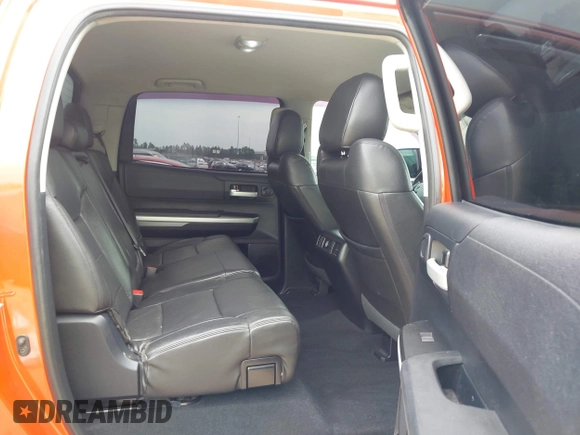 2016 Toyota Tundra 4WD Truck SR5 with VIN 5TFDW5F19GX550795, listed as a IAAI auction lot 41894023 with 174,637 mi miles. Bid and sale history available at carsss.com. Image 8.