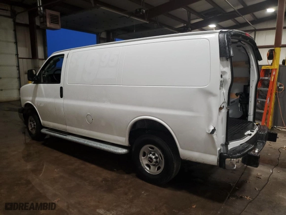 2023 GMC Savana Cargo Van with VIN 1GTW7AFP5P1216379, listed as a Copart auction lot 84263394 with 15,422 mi miles and Clean Title. Bid and sale history available at carsss.com. Image 2.
