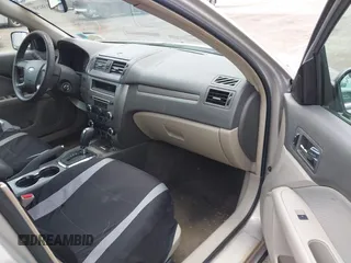 2010 Ford Fusion SE with VIN 3FAHP0HA3AR141275, listed as a IAAI auction lot 42658458 with 202,654 mi miles and . Bid and sale history available at DreamBid. Image 5.