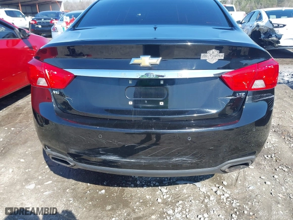2015 Chevrolet Impala LTZ with VIN 2G1165S31F9220567, listed as a IAAI auction lot 41653330 with 211,891 mi miles. Bid and sale history available at carsss.com. Image 17.