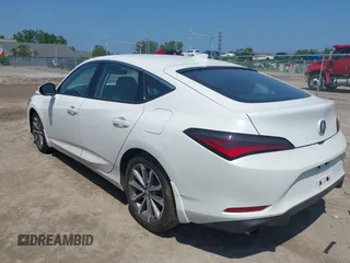 2024 Acura Integra with VIN 19UDE4H24RA003282, listed as a IAAI auction lot 42668580 with 15,816 mi miles and . Bid and sale history available at DreamBid. Image 3.