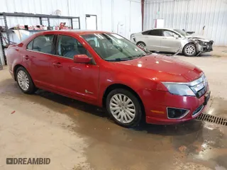 2011 Ford Fusion Hybrid with VIN 3FADP0L33BR155315, listed as a IAAI auction lot 41871715 with 197,345 mi miles. Bid and sale history available at carsss.com. Image 1.