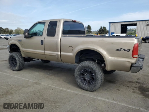 2001 Ford Super Duty F-250 XL with VIN 1FTNX21S51EA42259, listed as a Copart auction lot 52824435 with 183,134 mi miles and Salvage Title. Bid and sale history available at carsss.com. Image 2.