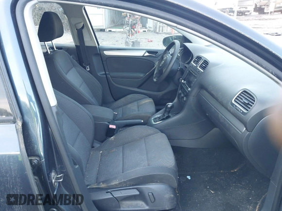 2012 Volkswagen Golf z VIN WVWDB7AJ4CW198112, wystawiony jako IAAI lot #42521399 z przebiegiem 174 458 mil mil oraz . Historia ofert i sprzedaży dostępna na DreamBid. Obrazek 5.