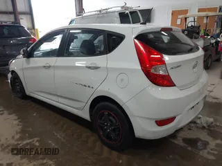 2016 Hyundai Accent SE z VIN KMHCT5AE1GU252785, wystawiony jako IAAI lot #41663000 z przebiegiem 104 656 mil mil oraz . Historia ofert i sprzedaży dostępna na DreamBid. Obrazek 3.