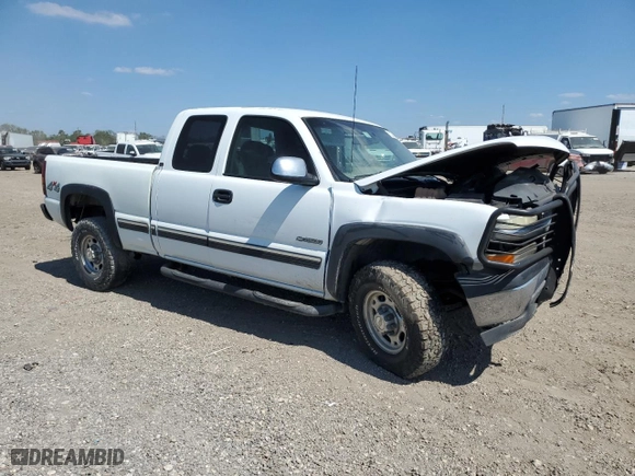 2000 Chevrolet Silverado 2500 LS with VIN 1GCGK29U5YE313778, listed as a Copart auction lot 73274224 with 0 mi miles and Salvage Title. Bid and sale history available at carsss.com. Image 1.