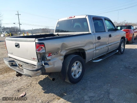 2006 GMC Sierra 1500 SLT with VIN 2GTEK13T461170127, listed as a IAAI auction lot 41791842 with 287,016 mi miles. Bid and sale history available at carsss.com. Image 4.