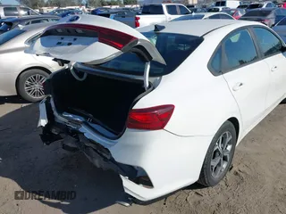 2019 Kia Forte LXS with VIN 3KPF24AD3KE136372, listed as a IAAI auction lot 41854981 with 70,900 mi miles. Bid and sale history available at carsss.com. Image 17.