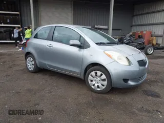 2007 Toyota Yaris with VIN JTDJT923175067632, listed as a IAAI auction lot 41471162 with 80,307 mi miles. Bid and sale history available at carsss.com. Image 1.