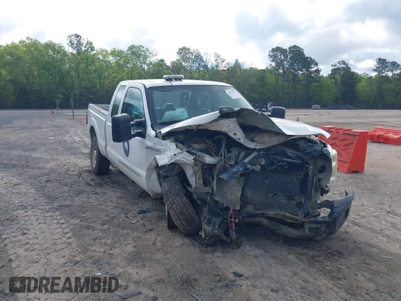 2012 Ford F-250 XL with VIN 1FT7X2B67CEC99355, listed as a IAAI auction lot 42014933 with 91,157 mi miles and . Bid and sale history available at DreamBid. Image 1.