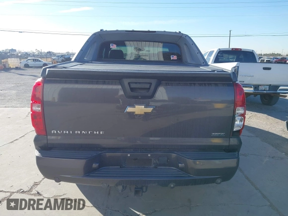 2010 Chevrolet Avalanche LTZ with VIN 3GNNCGE03AG268382, listed as a IAAI auction lot 41502808 with 254,571 mi miles and . Bid and sale history available at DreamBid. Image 16.