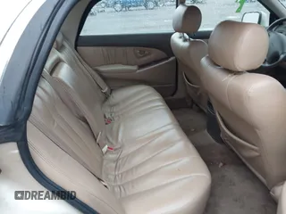 2000 Mitsubishi Diamante LS z VIN 6MMAP67P7YT005234, wystawiony jako IAAI lot #41896098 z przebiegiem 131 852 mil mil oraz . Historia ofert i sprzedaży dostępna na DreamBid. Obrazek 8.