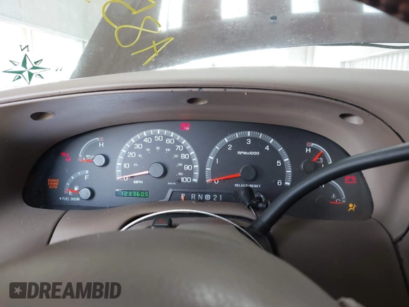 2001 Ford F-150 XLT with VIN 1FTRW08L91KA85396, listed as a IAAI auction lot 42525105 with 123,360 mi miles and . Bid and sale history available at DreamBid. Image 7.