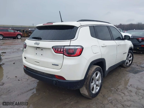 2018 Jeep Compass Latitude with VIN 3C4NJCBBXJT309014, listed as a IAAI auction lot 41659700 with 1 mi miles. Bid and sale history available at carsss.com. Image 4.