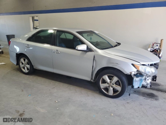 2014 Toyota Camry L with VIN 4T1BF1FK3EU379206, listed as a Copart auction lot 52592235 with 175,841 mi miles and Clean Title. Bid and sale history available at carsss.com. Image 4.