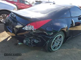 2008 Nissan 350Z with VIN JN1BZ34D58M702500, listed as a IAAI auction lot 41631168 with 108,287 mi miles. Bid and sale history available at carsss.com. Image 6.