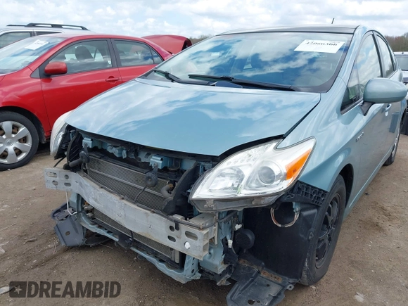 2013 Toyota Prius One with VIN JTDKN3DU2D1725401, listed as a IAAI auction lot 42066366 with 113,761 mi miles. Bid and sale history available at carsss.com. Image 6.