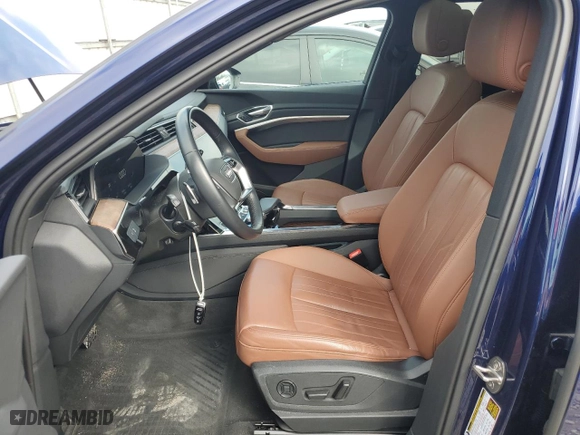 2022 Audi e-tron Premium with VIN WA1AAAGE0NB023700, listed as a Copart auction lot 43821515 with 39,685 mi miles and Salvage Title. Bid and sale history available at carsss.com. Image 7.