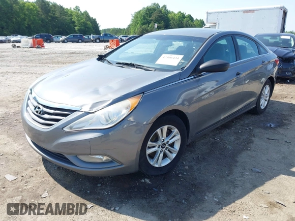 2013 Hyundai Sonata GLS z VIN 5NPEB4AC1DH700618, wystawiony jako IAAI lot #42306434 z przebiegiem 161 094 mil mil oraz . Historia ofert i sprzedaży dostępna na DreamBid. Obrazek 2.