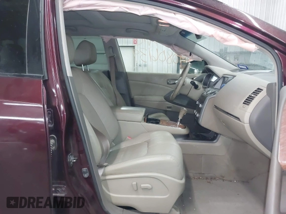 2014 Nissan Murano SV with VIN JN8AZ1MU3EW400818, listed as a IAAI auction lot 40806139 with 135,024 mi miles and . Bid and sale history available at carsss.com. Image 5.