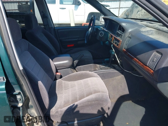 1998 Jeep Grand Cherokee Laredo с VIN 1J4GZ58S0WC154457, выставлен на аукционе IAAI как лот 42533109 с пробегом 214 953 миль миль и . История ставок и продаж доступна на DreamBid. Изображение 5.