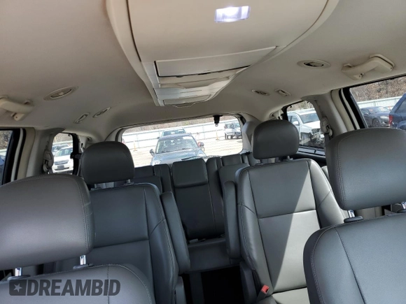 2011 Volkswagen Routan SE with VIN 2V4RW3DG5BR717538, listed as a Copart auction lot 50274824 with 174,033 mi miles and Clean title. Bid and sale history available at DreamBid. Image 10.