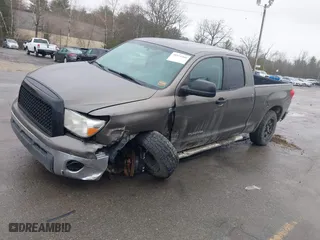 2008 Toyota Tundra 4WD Truck with VIN 5TFBT54118X013391, listed as a IAAI auction lot 38971466 with 224,429 mi miles. Bid and sale history available at carsss.com. Image 18.