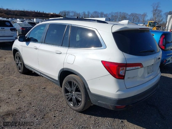 2021 Honda Pilot Special Edition with VIN 5FNYF6H26MB073990, listed as a IAAI auction lot 41308577 with 45,145 mi miles. Bid and sale history available at carsss.com. Image 3.