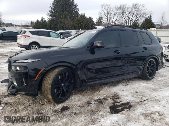 2024 BMW X7 M60i with VIN 5UX33EM02R9S12112, listed as a Copart auction lot 88053915 with 82,393 mi miles and Salvage Title. Bid and sale history available at carsss.com. Image 1.