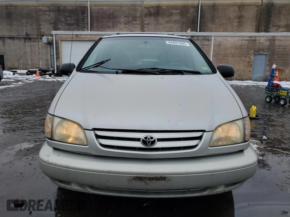 2002 Toyota Sienna LE with VIN 4T3ZF13C22U419662, listed as a Copart auction lot 44491265 with 187,169 mi miles and Salvage Title. Bid and sale history available at DreamBid. Image 5.