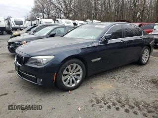 2010 BMW 7 Series 750i xDrive z VIN WBAKC6C57AC393485, wystawiony jako Copart lot #83944534 z przebiegiem 85 107 mil mil oraz Czysty tytuł • Clean title. Historia ofert i sprzedaży dostępna na DreamBid. Obrazek 1.