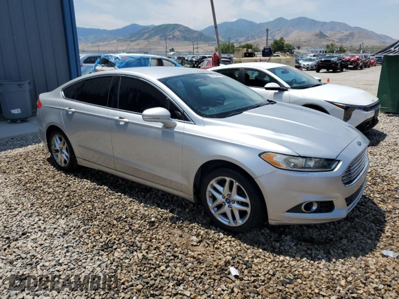 2013 Ford Fusion SE with VIN 3FA6P0HR2DR248335, listed as a Copart auction lot 62036255 with 178,906 mi miles and Clean title. Bid and sale history available at DreamBid. Image 4.