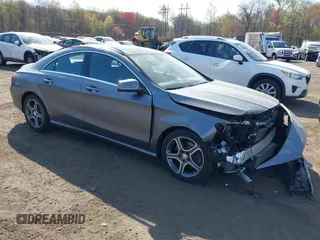 2014 Mercedes-Benz CLA 250 z VIN WDDSJ4EB4EN040895, wystawiony jako IAAI lot #42084808 z przebiegiem 108 129 mil mil oraz . Historia ofert i sprzedaży dostępna na DreamBid. Obrazek 1.