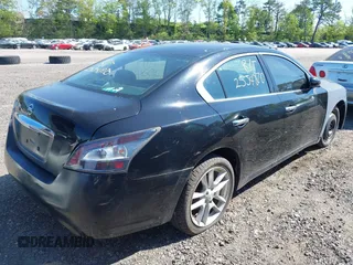 2014 Nissan Maxima S z VIN 1N4AA5AP9EC466659, wystawiony jako IAAI lot #42250666 z przebiegiem Nie podano mil oraz . Historia ofert i sprzedaży dostępna na DreamBid. Obrazek 4.