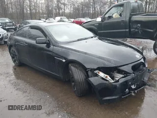 2005 BMW 6 Series 645Ci with VIN WBAEH73435CF95261, listed as a IAAI auction lot 41993137 with 111,988 mi miles. Bid and sale history available at carsss.com. Image 1.