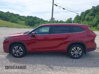 2023 Toyota Highlander L with VIN 5TDKDRAH8PS026410, listed as a IAAI auction lot 42202667 with 20,551 mi miles and . Bid and sale history available at DreamBid. Image 14.